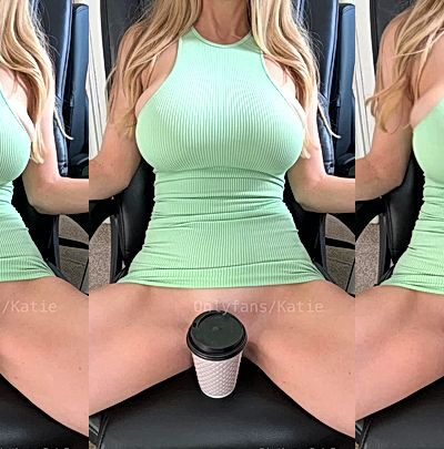 Katiegcups shows off her amazing titties