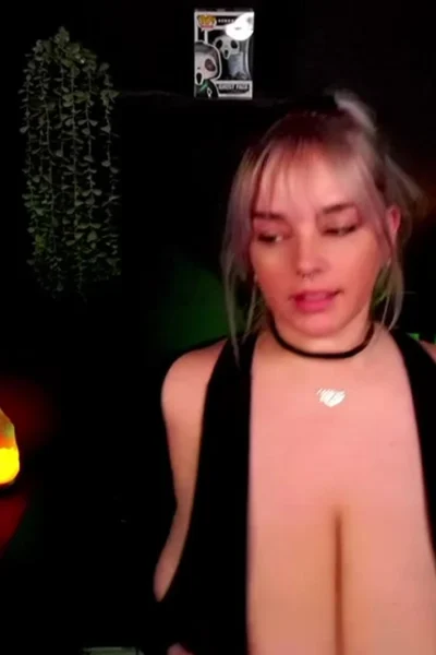 Whiptrax Big Tits Bouncing Everywhere