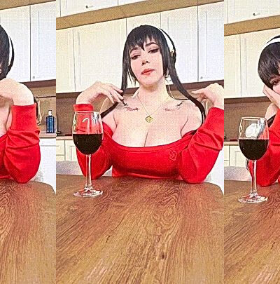went to the kitchen for a quick drink and decided to show you guys my huge tits(Alina Becker)