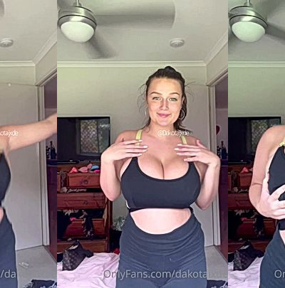 Dakota Jade couldnt help but show off her amazing body to her subscribers