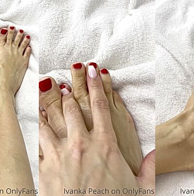 hey lovlies who wanna suck my toes?(Ivanka peach)