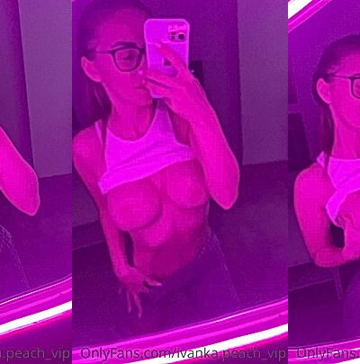 sexy onlyfans model rubs her huge tits(Ivanka peach)