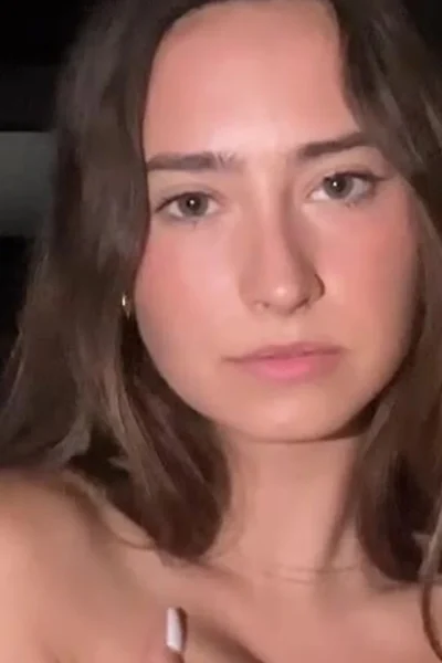 CeCe Rose expose her huge boobs in the car leak