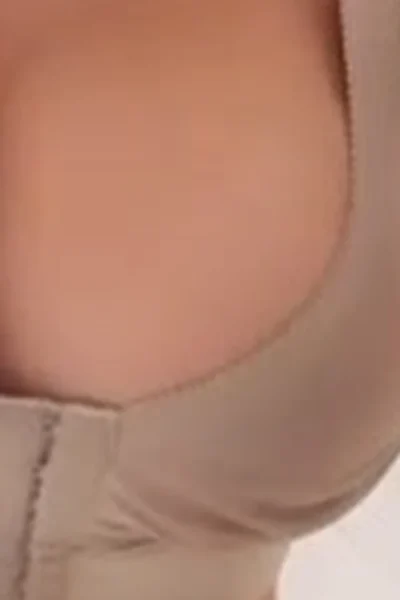 onlyfans model spray water on her wet pussy Miss Lexa