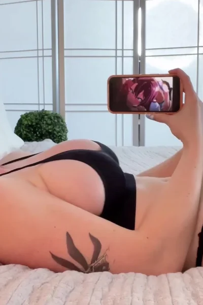 american model Morgpie got fucked backshots as she watches hentai