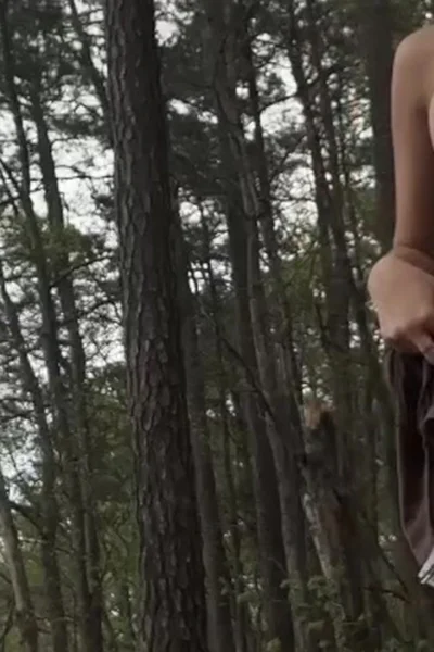 CeCe Rose goes full naked at the beach